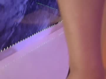 girl
        nicollbashel cam image #5596774