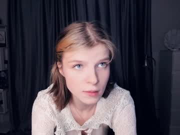 girl
        sindykate cam image #4666258