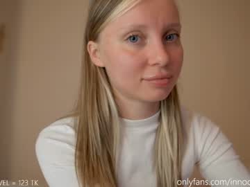 girl
        pureangeldolores cam image #2603111
