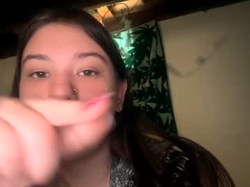 girl
        queenhaven23 cam image #5613076