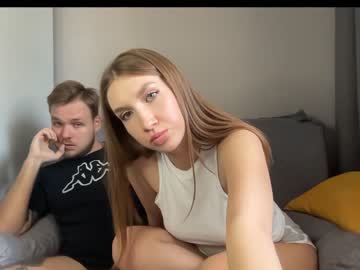 couple
        lolanaton cam image #2471734