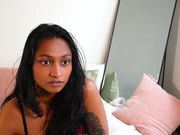 girl
        xzaramx cam image #6742401