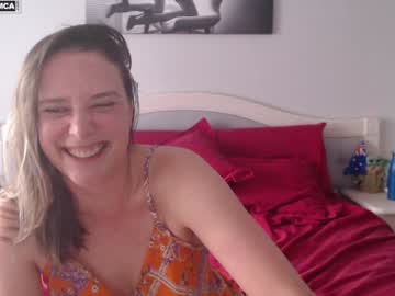 girl
        bluexstacey cam image #5502684