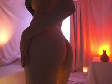 girl
        sunny_maria cam image #2512279
