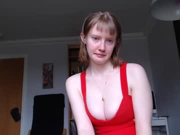 girl
        dominiquemystique cam image #4535224