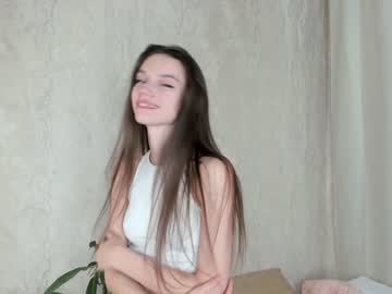 girl
        cutie_ghostie cam image #3529935