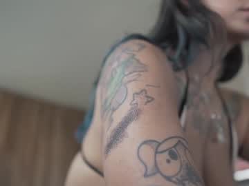 girl
        tattoo_ninja_kitty cam image #3365887