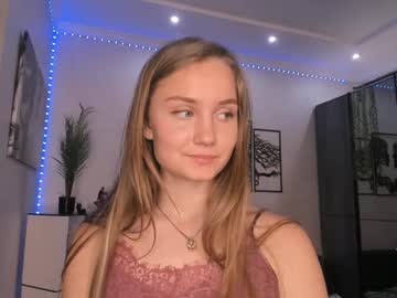 girl
        joanblacknall cam image #5607371