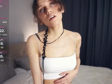 girl
        elvahamling cam image #5478470