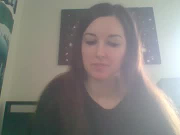 girl
        the_lord_god cam image #6891992