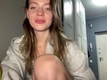 girl
        angel_from_sky cam image #3930835