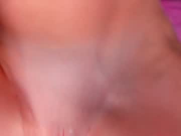 girl
        queenieandliam cam image #542491