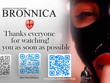 girl
        bronnica cam image #4018373