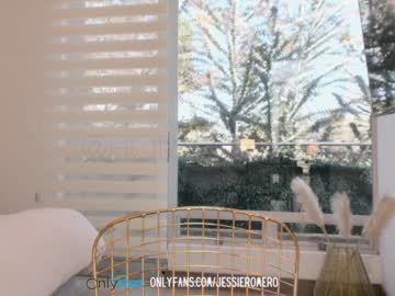 girl
        hornyco57 cam image #801442