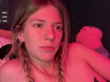girl
        oliviahansleyy cam image #6528299