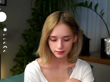 girl
        taitehambelton cam image #6048502