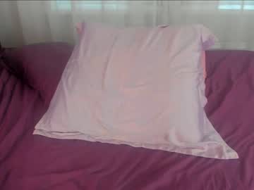girl
        angelina_new cam image #2564395