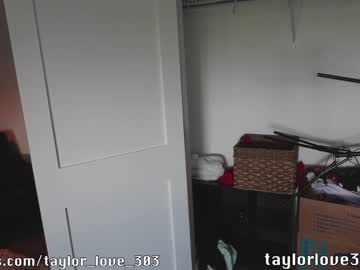 girl
        taylor_love_303 cam image #1079825