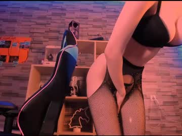 girl
        _elisfox cam image #942384