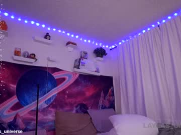 girl
        laylas_universe cam image #3747493