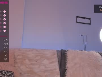 girl
        iminako cam image #1496062