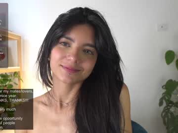 girl
        urcutelinda cam image #3170687
