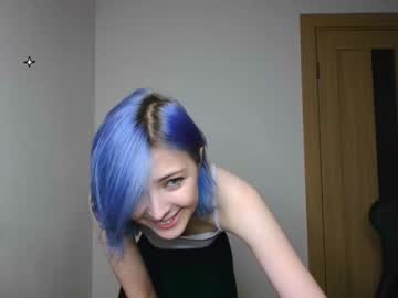 girl
        gabriel_here cam image #2257848