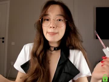 girl
        jenny__lii cam image #3570901