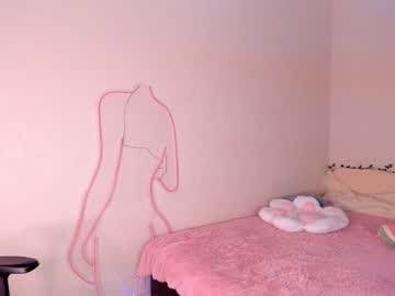 girl
        yuki_04 cam image #839935