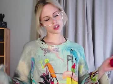 girl
        audreycarvin cam image #6672437