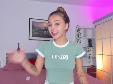 girl
        l0ve_sh0w cam image #2883297