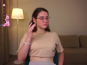 girl
        odelynaclay cam image #5162839