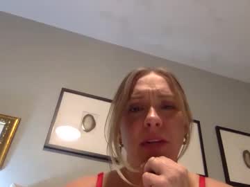 girl
        rubmyclit22 cam image #5149527