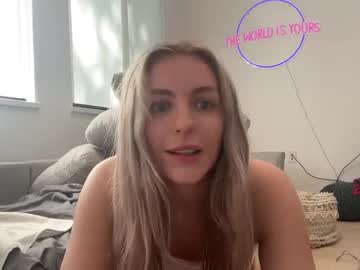 girl
        summerlovingg cam image #4271283