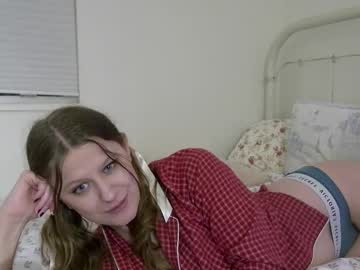 girl Nude Cam Girls Playing Games with clementinecult