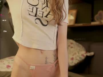 girl
        gina_gracia cam image #5458990