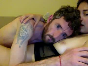 couple
        fennelchill cam image #4034311
