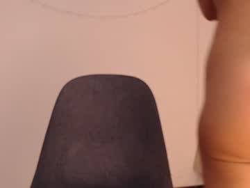 girl
        babby_girl_ cam image #4008255