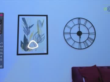 girl
        elizabeth__gray cam image #1246575