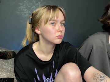 couple
        babyytonight cam image #2012739
