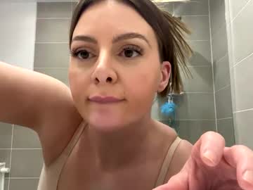 girl
        lovelavender_ cam image #5953315