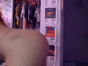 girl
        shyy_skyy cam image #3395518