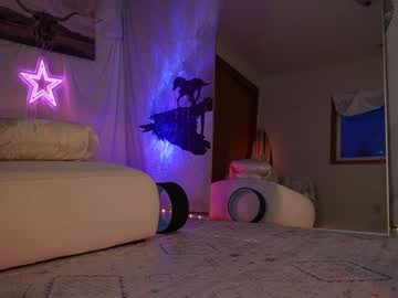 girl
        lucy_gooosey cam image #6579237