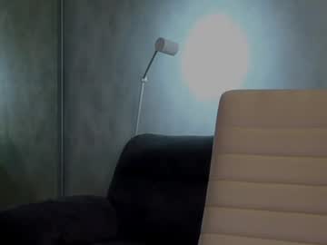 girl
        tia__moon cam image #4866193
