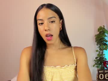 girl
        abiee__ cam image #1469517