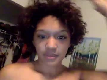 girl
        xoxobrat cam image #6917369