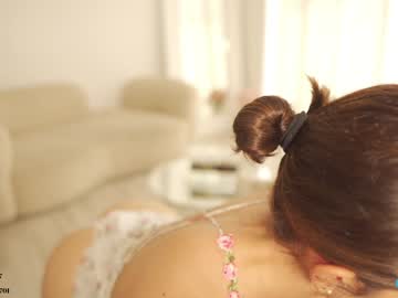 girl
        honeyco57 cam image #6223764