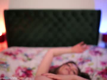 girl
        shy_jane cam image #5332230