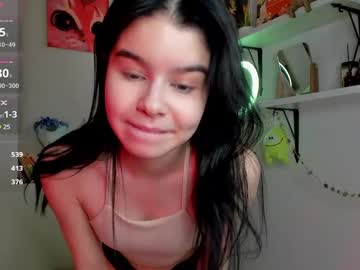 girl
        naivemoon cam image #6311321