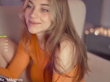 girl
        mia_milagros cam image #2663067
